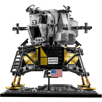 NASAED Международната космическа станция Аполо 11 Лунен Модул Посадъчен модул Discovery Градивен елемент Тухла Детска играчка 10266 21321 10283